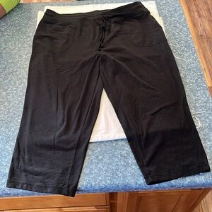 DANSKIN NOW SIZE 16/1X BLACK CAPRI WARM UP PANTS